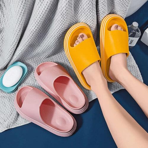 Womens Flip Flops Mens Beach Slippers Summer Flip Flops Women Roman Sandals Shoe Man Summer 2021 tennis Crogs Fitness Fashion