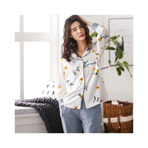 Explosion models pregnant cotton and autumn winter months clothing breastfeeding clothes printed cardigan lapel feeding set