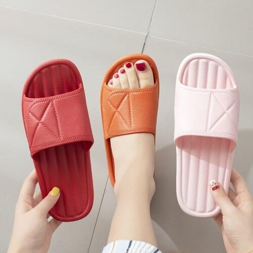 2021 soft-soled PVC slippers couple non-slip wear-resistant home indoor bathroom slippers for men and women in summer
