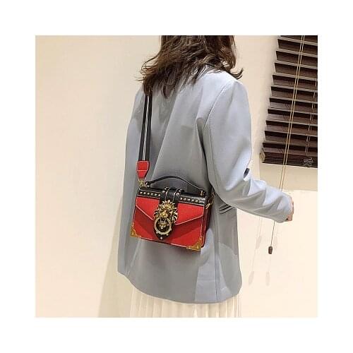 Ladies fashion handbags popular girls messenger bags handbags women lion head shoulder wallet mini square messenger bags