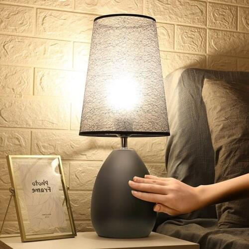 North European and American bedroom bedside lamp study modern simple, warm and creative retro touch bedside table bedside lamp