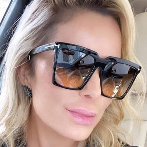 Vintage Oversized T Letter Womens Sunglasses 2020 New Luxury Brand Gradient Square Sun Glasses Men Chic Cool Big Shades Brown