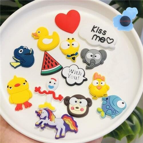 50Pcs Cartoon Animals Duck Fish Bee Unicorn PVC Shoe Charms Accessories Croc Jibz DIY Wristband Backpack Kids Party Xmas Gifts