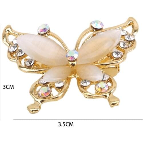 2021 Womens New Butterfly Brooch Creative Accessory For Clothes Christmas Party Pins Gold Color Plated