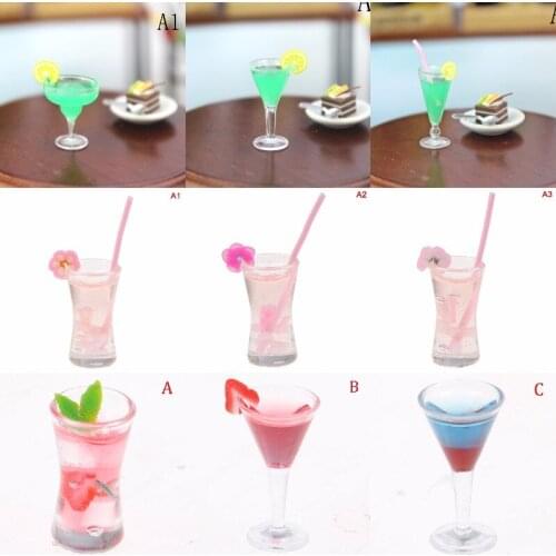 1:12 Doll House Triangle Cocktail Glass Dollhouse Miniature Accessories Colorful Glass Cup Goblet Bar Drinks
