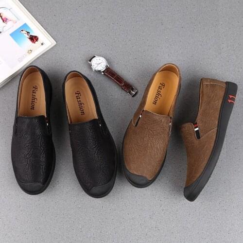 Fashion mens shoes 2019 spring and autumn leather lightweight soft short plush warm and comfortable large size casual shoes