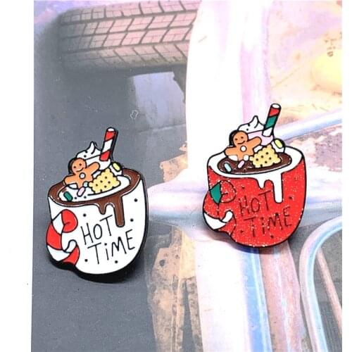 Christmas Cream Enamel Pin Hot Time Red White Cup Brooch Denim Jeans shirt bag Celebrated Jewelry Gift for Friends Children