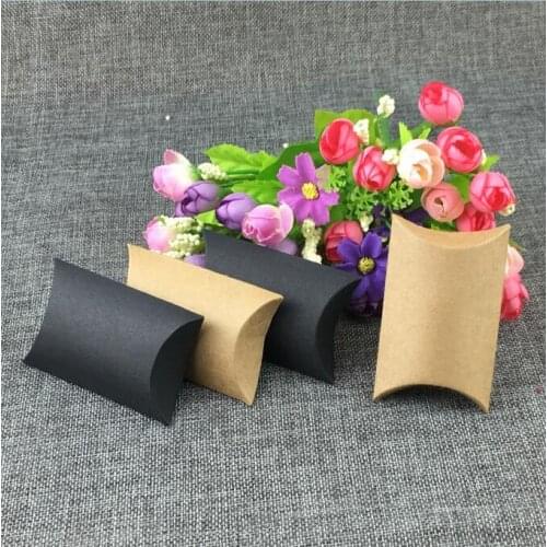 100pcs/lot Cute Kraft Paper Pillow Favor Gift Box and for Wedding Party Favour Gift Candy Box