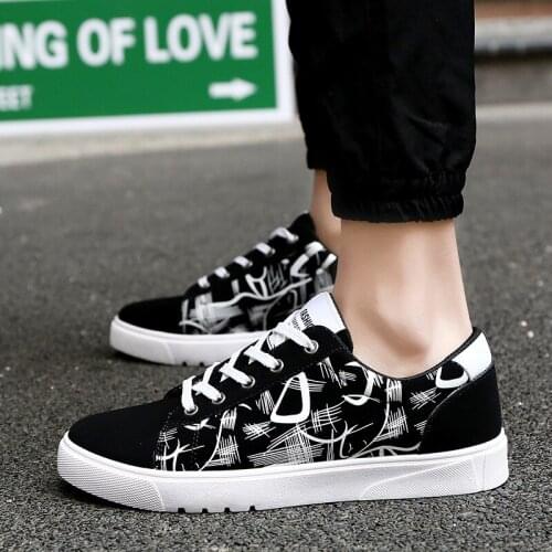 New Autumn Casual Shoes for Men Flats Low Top Canvas Sneakers Men Black Shoes Comfortable Sports Shoes Lace-up Zapatos De Hombre