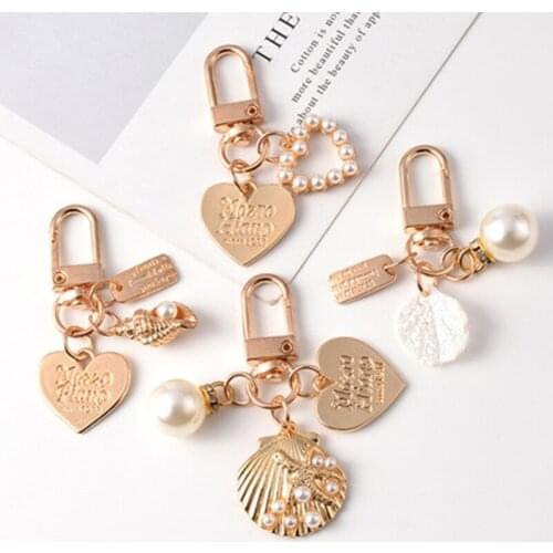 Luxury Shell Pearl Keychain For Apple Airpods Case Bluetooth Earphone Accessories Fashion Keychains Women Keychain For Car Keys