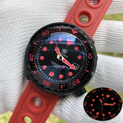 STEELDIVE Watch Mechanical PVD Black Steel Automatic Watch Men NH35 Diver Watches 300m Mens Wristwatch Sapphire Crystal Watches