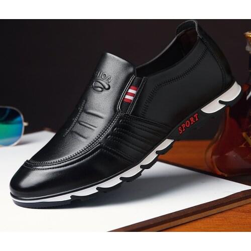 Designer Shoes Mens Loafers Spring Fashion Slip on Leather Shoes Driving Moccasin Men Soft Black Formal Dress Casual Shoesvn76