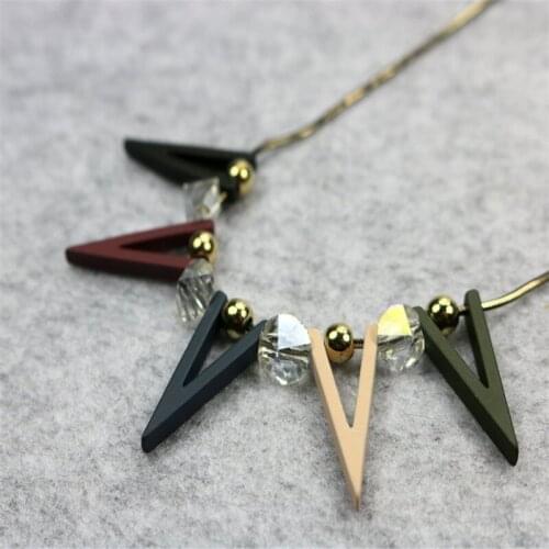 Spring / Summer New Stars Women Necklace & Pendants Geometric Wood Cute Beads Necklace Fashion Jewelry Chain Link Adjustable