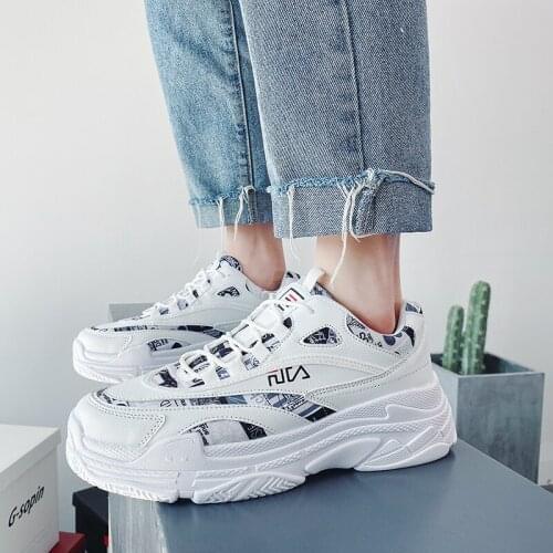 Mens Sports Shoes 2021 New Low Fat Shoes Thick Soled Casual Shoes Fashion Mens Breathable Adult Mens Tennis Shoes Large 47