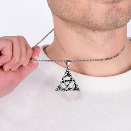 Mens Necklaces Vintage Triangle Pendant Neck Chain Gothic Jewelry Accessories Stainless Steel Punk Party Chains Man Necklace