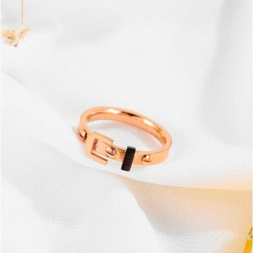 2020 Wholesale Simple Jewelry belt buckle titanium steel ring Female Crystal from Swarovskis Ring Fit lovers For Wedding Party