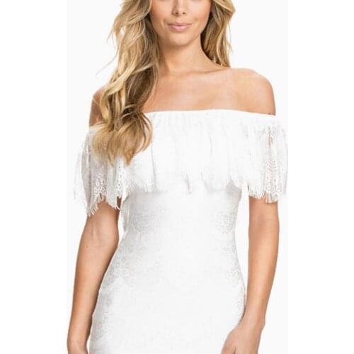 Eyelash lace lace strapless sexy lace collar tight pack hip dress ladle chest leakage back hollow mini dress white black size