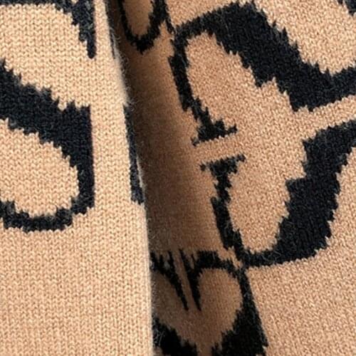 2020 Autumn and Winter Lazy Style Letter Stripes Color Matching Loose Knit Cardigan Jacket Womens Cardigan