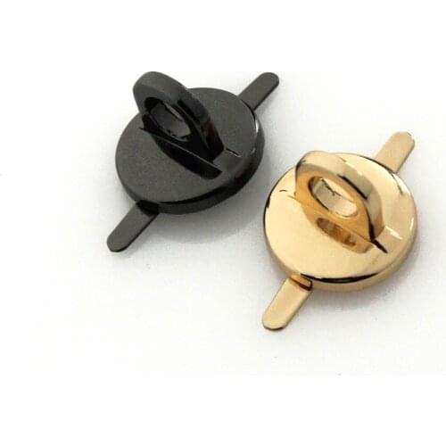 2pcs Fashion Metal Hang Buckle Durable Bag Decoration Clasp for DIY Handbag Bag Purse Hardware Closure Bag Parts Accessories