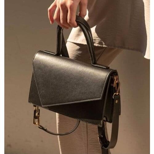 Womens Luxury Envelope Bag Medium Size Hand Shoulder Bag Guests Latest Fashion High Quality Abaya Bag