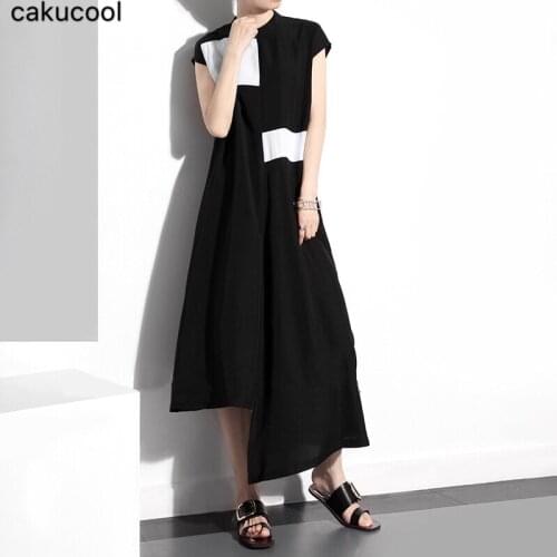 Cakucool 2019 spring and summer new womens black and white color matching casual round neck irregular short-sleeved long dress