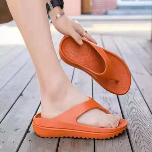 Summer home Slippers Size Womens slippers lovers thick bottomed Beach Flip Flop comfortable and light to wear sandals