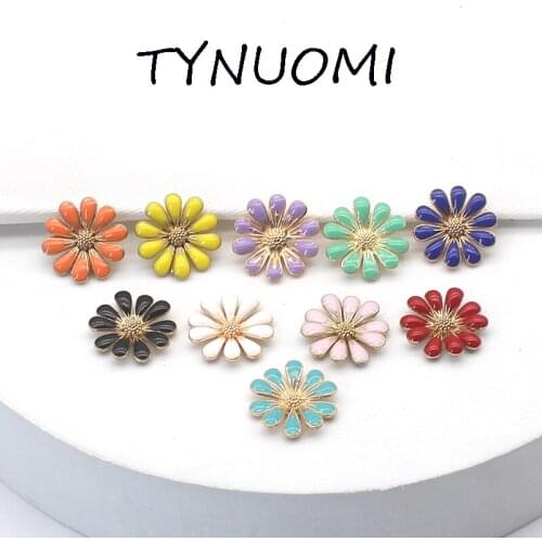 New 10Pcs 17MM Flower Shaped Alloy Buttons Clothing Headdress Pole Buttons DIY Craft Wedding Decoration Embellishment Buckle