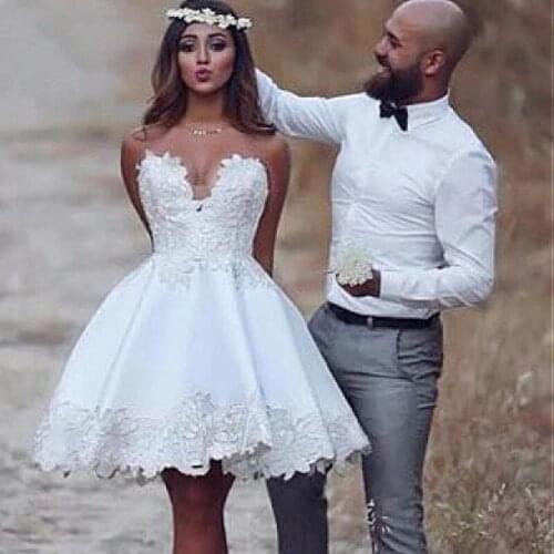 Sexy White Lace Appliques Short Wedding Dresses Sweetheart Backless Short Wedding Gowns Boho Bride Dresses robe de mariee