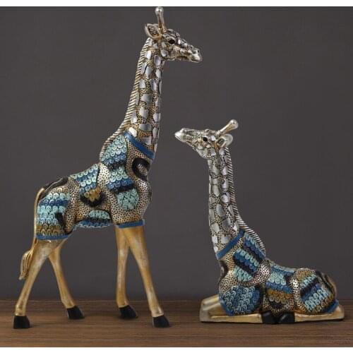 American Style A Pair Of Giraffes Ornaments Sculpture Light Luxury Home Accessories Creative Porch Animal Resin Statue Gifts