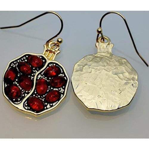 FashionFresh Red Garnet Fruit Earrings Pendant Gold Color Resin Stone Pomegranate Jewelry for Women Gilr