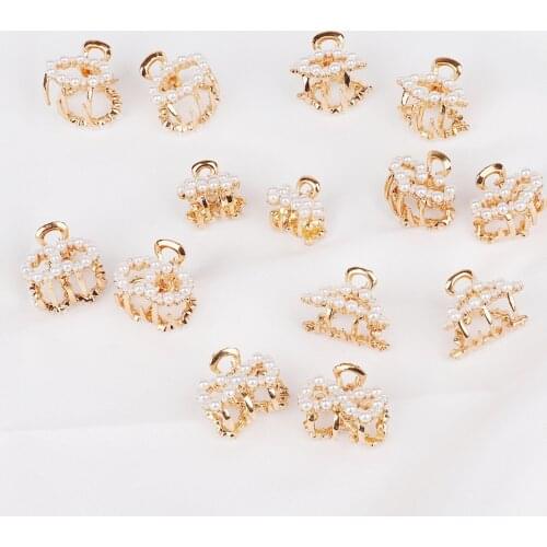 New Fashion Pearl Hair Clip for Women Elegant Korean Design Pearl Metal Hair Clips Hairpin Hair Styling Accessories
