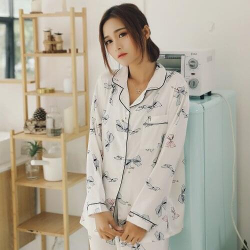 Autumn Womens Pajamas Silk Long-sleeved Suit Comfortable Lapel Bow Imitation Silk Printed Home Service Print Two-piece Pajamas