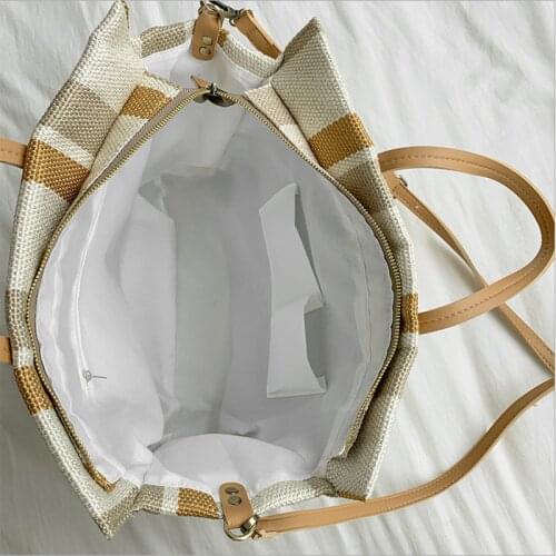 Super Fire Bag Summer Canvas Handbag 2021 New Korean Large Capacity Fashionable Color Striped Bag Woman Cow Leather Casual Tote