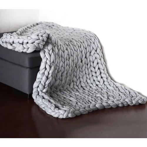 Dropshipping Wool Knitted Blanket Winter Thick Yarn Bulky Knitting Blankets Handmade Large Big Sofa Bed Blanket 50*50cm