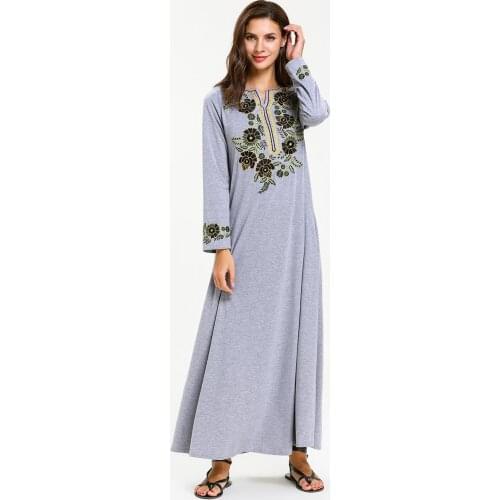 Ramadan Cotton Muslim Dress Turkey Abaya Women Embroidery V Neck Long Dress Dubai Arabic Gown Islamic Kaftan Arabian Dress 7670