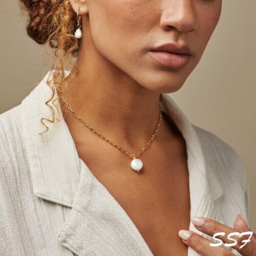 Baroque Pearl Pendant Necklace by Caitlyn Minimalist • Irregular Pearl Pendant Layering Minimalist Link Chain