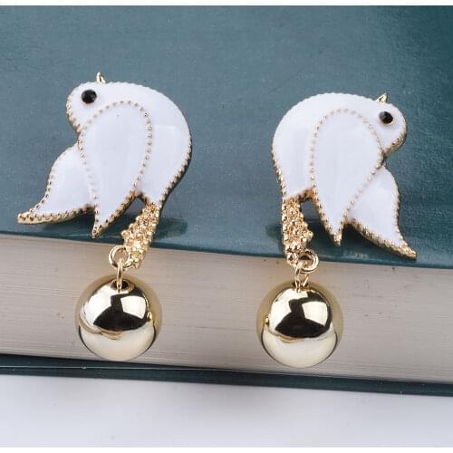 New Chic Metal Trendy Summer Lovely Enamel Dangle Earrings For Woman White Bird Ball Pendants Earrings Fashion Jewelry Wholesale