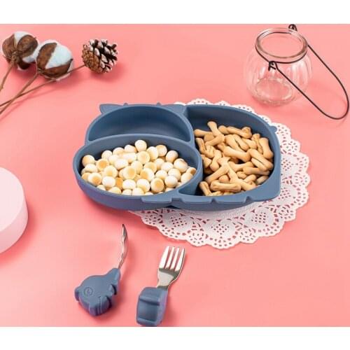 Food-grade Silicone Baby Dinner Plate Children Cartoon Cow Tableware Kids Dishes Stable Sucker Base Eating Training Dish