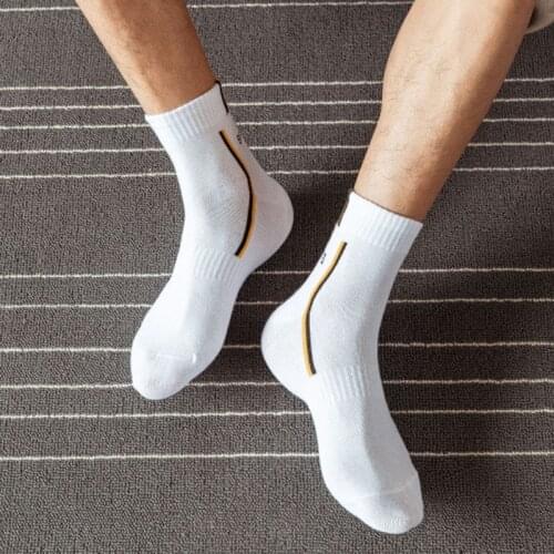 5 Pairs Sports Casual mens Breathable Crew Socks Harajuku classic Black white Elastic Set Socks For Man Pack Lot Tube Socks