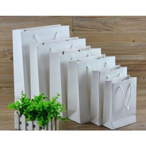 20pcs Custom Logo Printed (MOQ is 300pcs) Thick Grossy White Paper Bag 250grams Cardboard Paper Shopping Bags with String