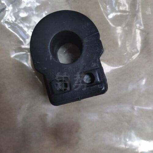 Car Stabilizer bushing assembly 2013-Nis sanT eana 2.5L XL 2.0L XE Front stabilizer bar rubber sleeve Balance bar bushing