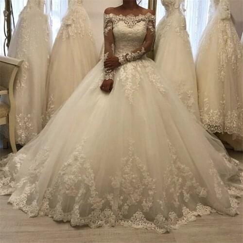 Boat Neck Long Sleeves Court Train Lace Up Back Tulle Lace Applique Ball Gown Wedding Dresses vestido de noiva
