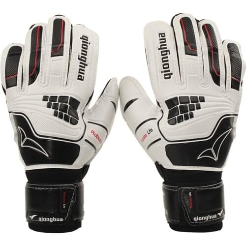 2019 Latex Sports Football Gloves Finger Protect Football Player Hig Quality Breathable Soccer Goalkeeper