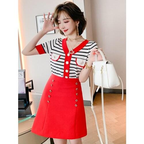 Top Quality Contrast stripe V-neck Flower Button knitted cardigan+ A-Line New summer style skirt suit