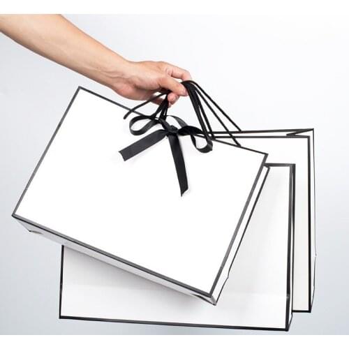 Spot black frame white cardboard corporate promotional gift bag handbag clothing shopping paper bag packaging bags