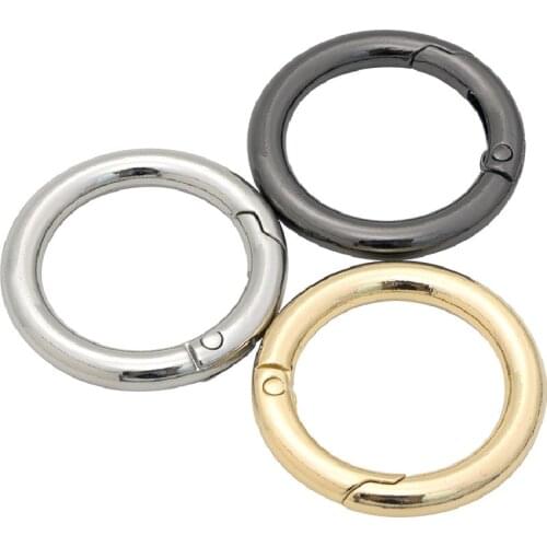 6PCS Zinc Alloy Spring Ring Metal Round Buckle Open Ring Keychain Backpack Keychain Round Carabiner Spring Snap Climbing Buckle