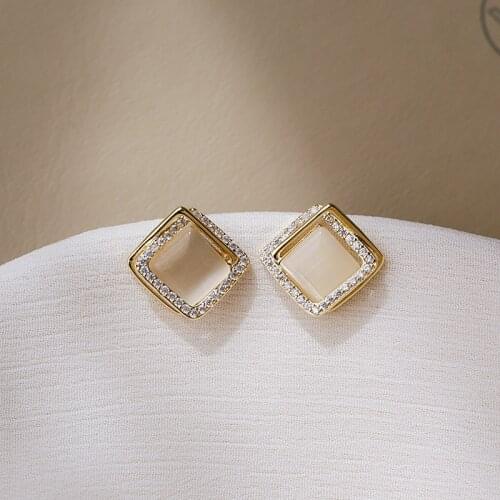 Korean high-end sweet girl square full crystal rhinestone personality fashion small fresh summer simple earrings women wholesale