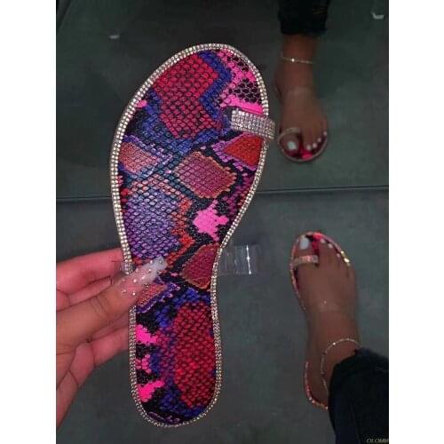 2020 spring and summer new clip-toe rhinestone slippers pattern solid color bright sandals