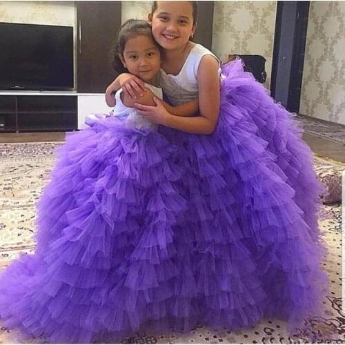 Hot Sale Tiered Tulle Flower Girl Dress For Wedding with Appliques V-Back Sweep Train Vintage Little Girls Pageant Gowns Longo