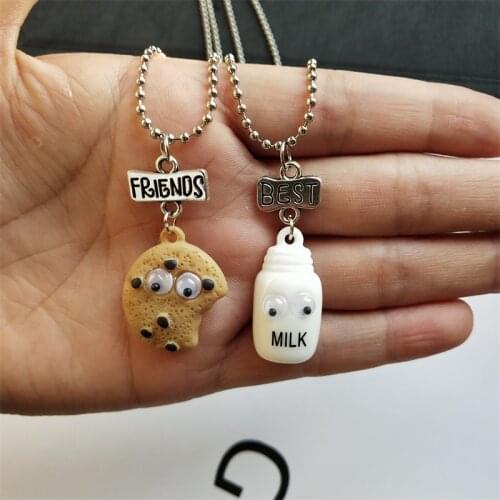 2 pieces / set Cute Cookies and Milk Cup Food Pendant Necklace Best Friends Men and Girls Couple Necklaces Birthday Gift Jewelry